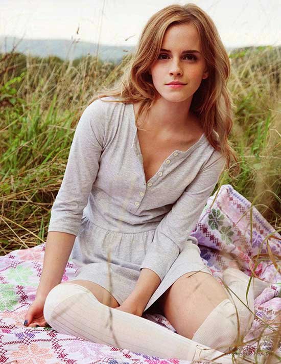 yAjYxz13 Cumwhore Emma Watson 04.jpg